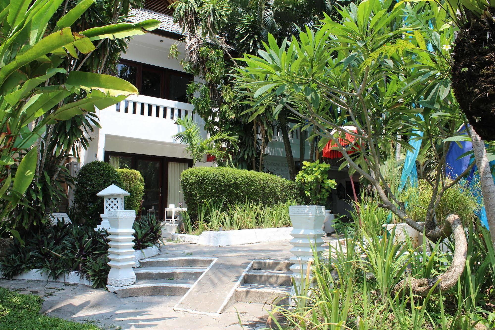 Bali Mystique Hotel & Apartment Seminyak  Exterior photo